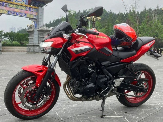 Carenados Moto Kawasaki Ninja Z650 2020-2023 - Rojo Negro