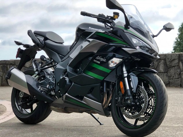 Carenados Moto Kawasaki Z1000SX 2020-2025 - Negro Verde Línea Ninja