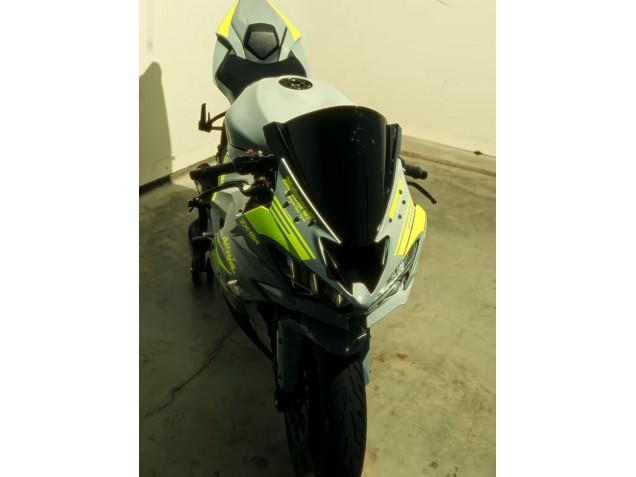 Carenados Moto Kawasaki ZX6R 2019-2022 - Nardo Gris Amarillo