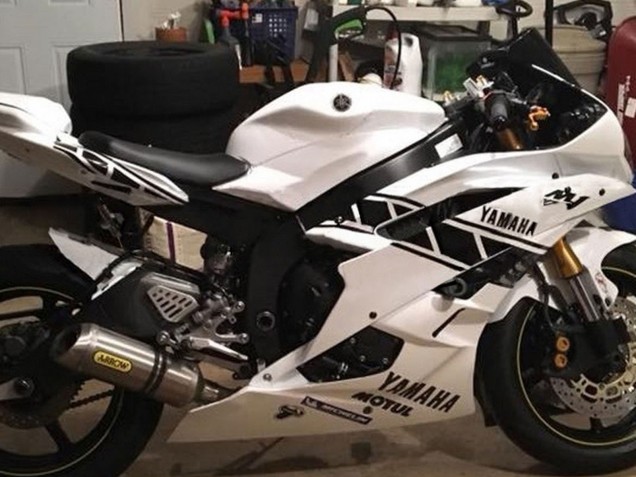 Carenados Moto Yamaha YZF 600 R6 2006-2007 - Blanco Negro Brillante Motul Michelin