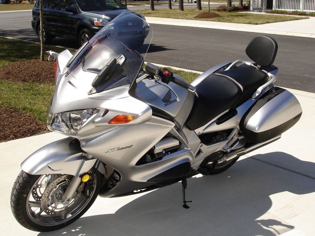 Carenado Moto Honda ST1300 2002-2016 - Plata Negro Mate