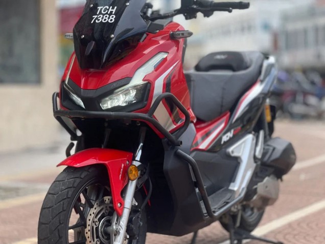 Carenados Moto Honda ADV150 2018-2021 - Rojo Blanco Negro