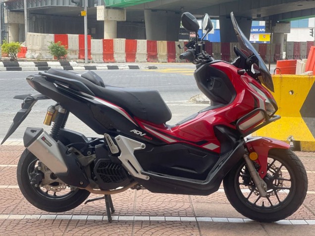 Carenados Moto Honda ADV150 2018-2021 - Rojo Blanco Negro